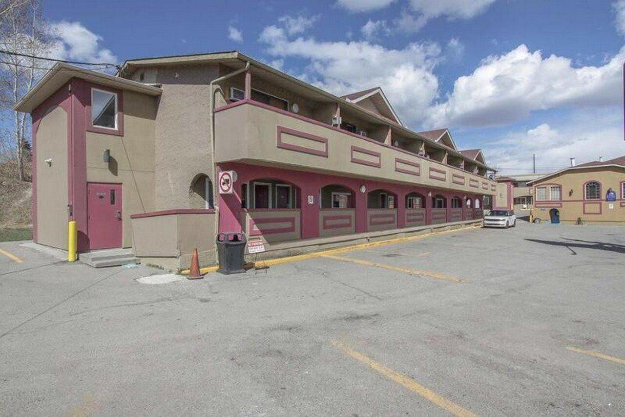 Canadas Best Value Inn Chinook Station Calgary Bagian luar foto