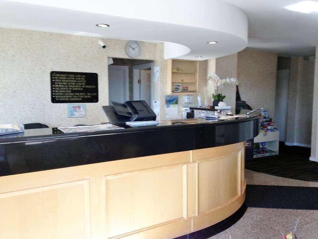 Canadas Best Value Inn Chinook Station Calgary Interior foto