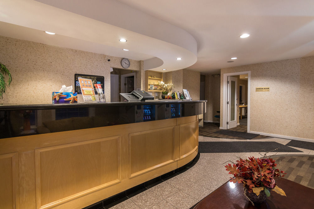 Canadas Best Value Inn Chinook Station Calgary Bagian luar foto