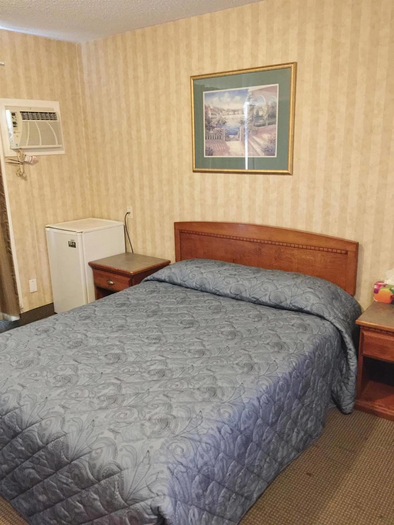 Canadas Best Value Inn Chinook Station Calgary Bagian luar foto