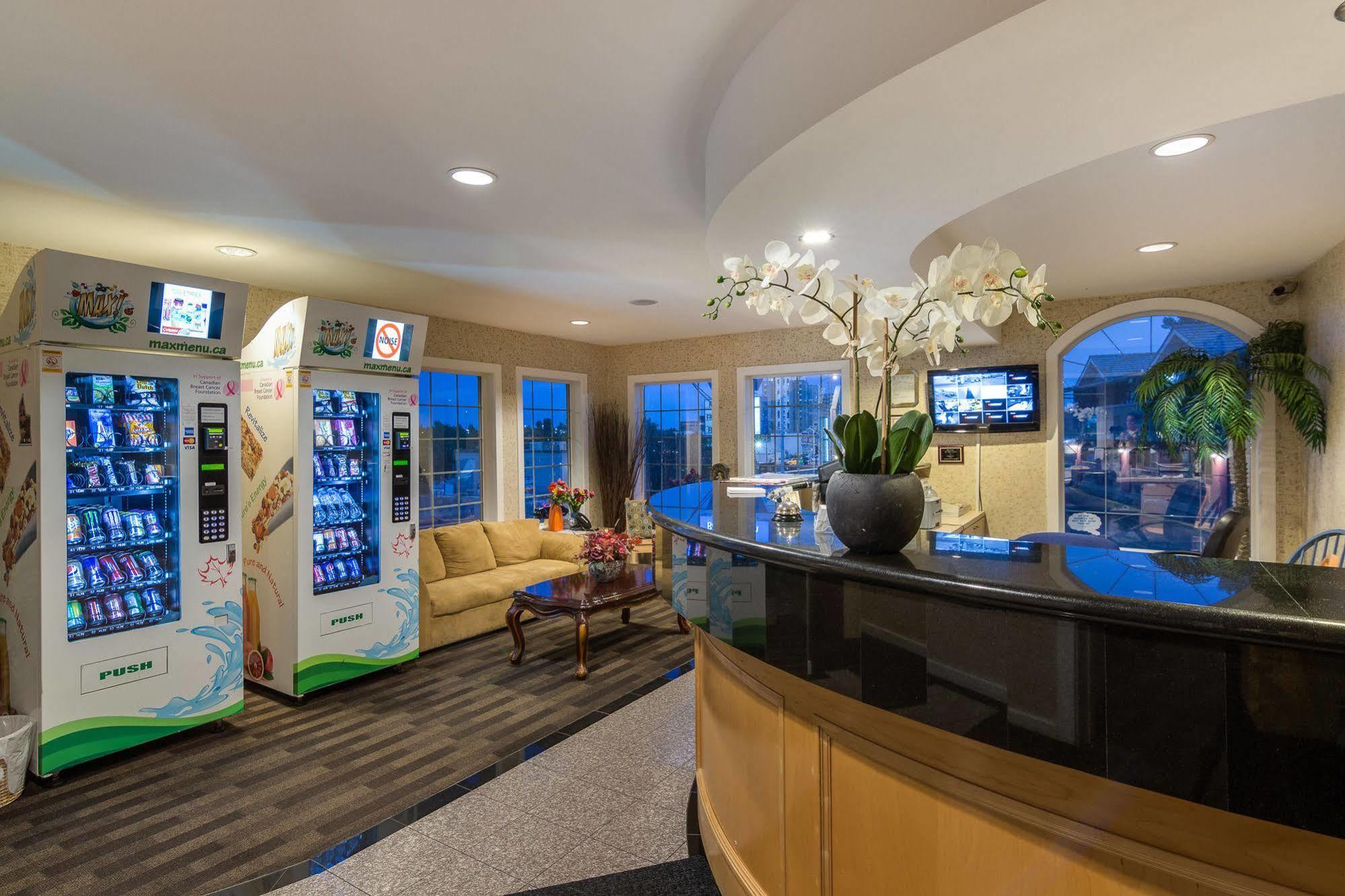 Canadas Best Value Inn Chinook Station Calgary Bagian luar foto