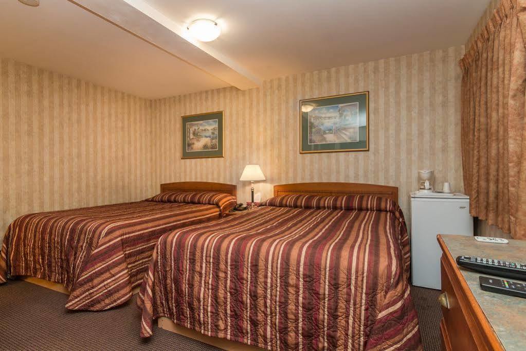 Canadas Best Value Inn Chinook Station Calgary Bagian luar foto