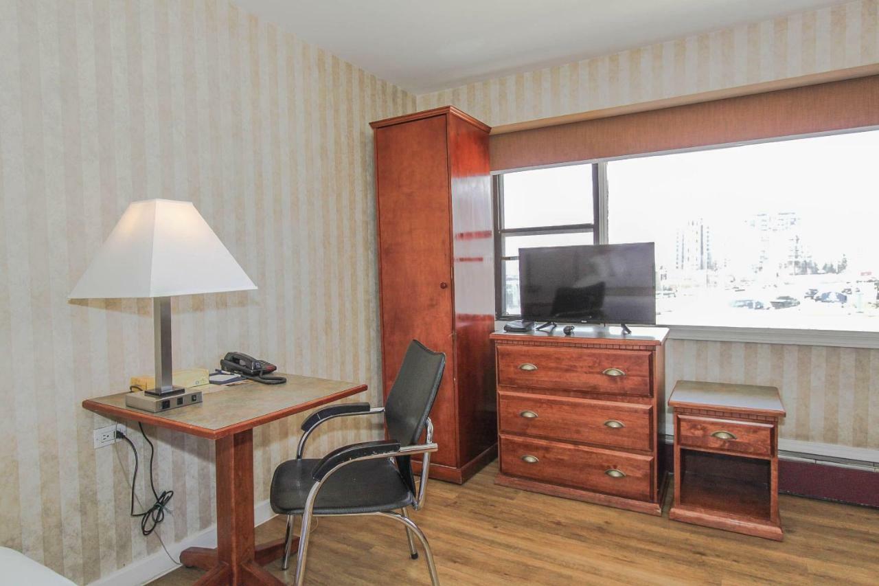 Canadas Best Value Inn Chinook Station Calgary Bagian luar foto